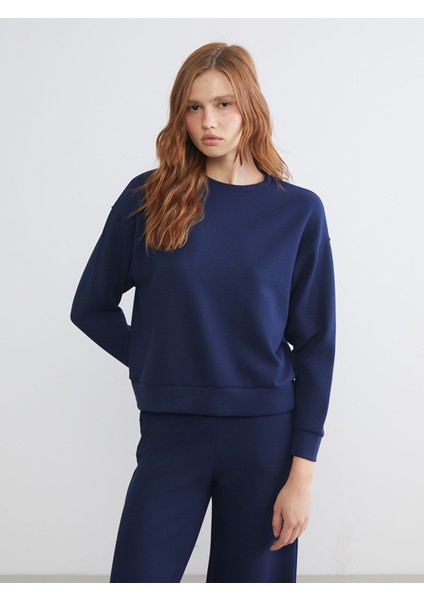 Yeni Sezon Bisiklet Yaka Oversize Kadın Sweatshirt