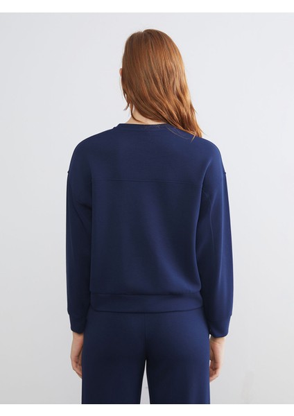 Yeni Sezon Bisiklet Yaka Oversize Kadın Sweatshirt fırsatları