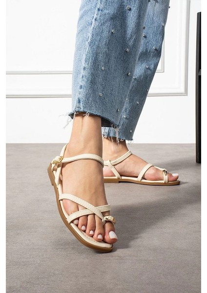 Yzlal Nordi Bej Cilt Kemerli Sandalet (Numara: 39)