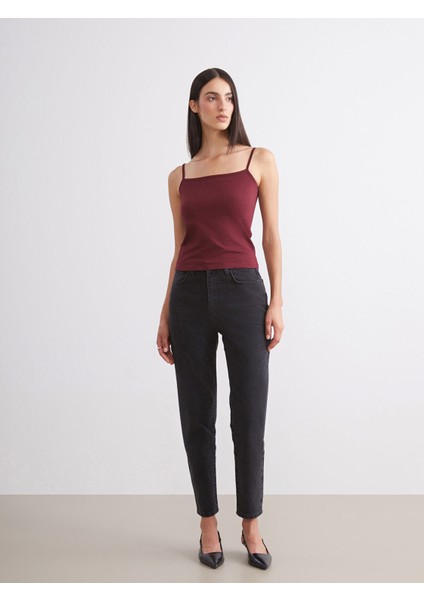 Yeni Sezon Kare Yaka Kadın Atlet 2'li fırsatları