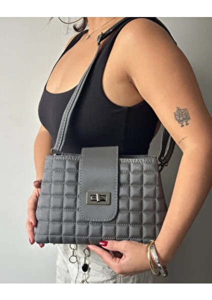 Şık ve Zarif Kilitli Bayan El ve Omuz Çantası