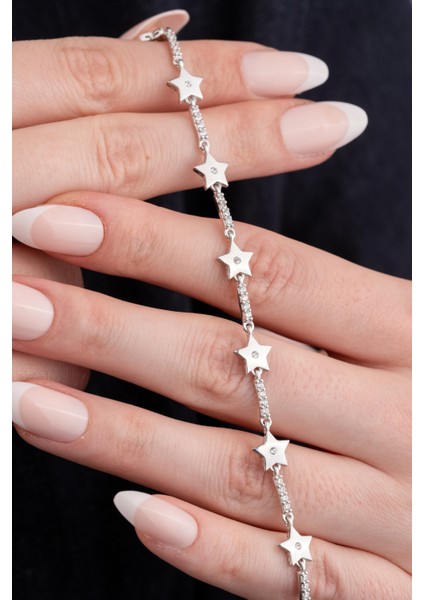 925 Ayar Gümüş Rodyumlu Zirkon Taşlı Sıralı Yıldız Bileklik modelleri