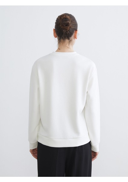 Yeni Sezon Bisiklet Yaka Kadın Sweatshirt fırsatları