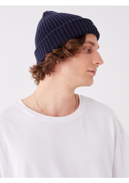 Yeni Sezon Etiket Detaylı Erkek Bere fiyatları