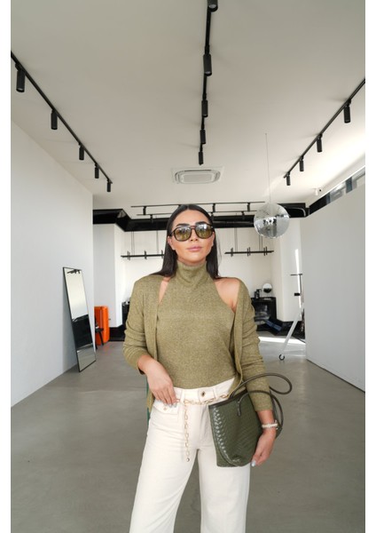 Kendinden Balıkçı Yaka Body Detaylı Triko Hırka fırsatları