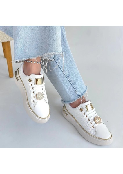 Yzlal Jlar Beyaz Cilt Bağcıklı Spor Ayakkabı (Numara: 37) fırsatları