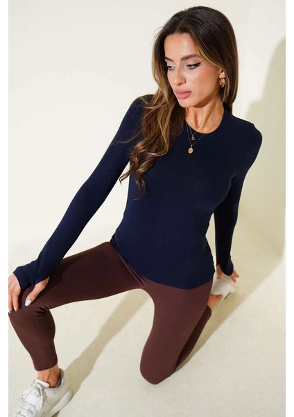 Sptrns Basic Parmak Geçirme Detaylı Bluz Lacivert T4266 (Beden: Xl)