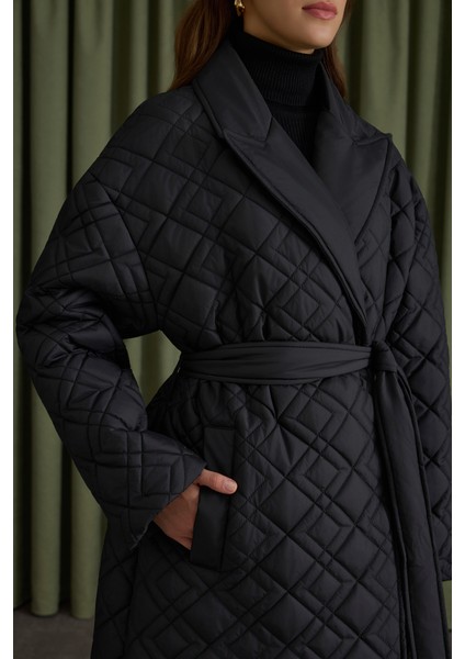 Seyyar Kuşaklı Kapitone Mont fırsatları