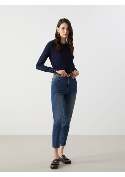 Yeni Sezon Beli Kemerli Mom Fit Kadın Jean Pantolon