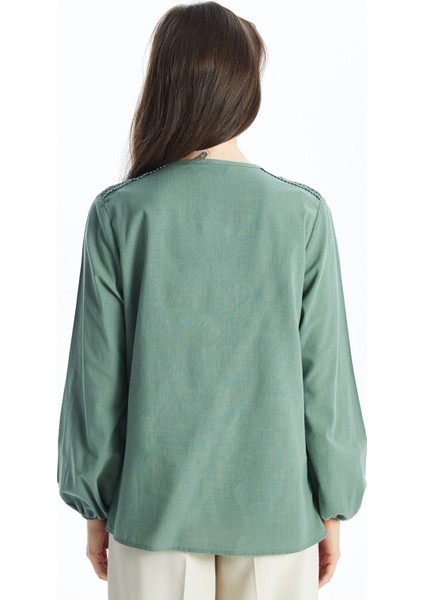 Yeni Sezon Kaçık Yaka Kadın Bluz fırsatları