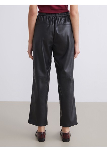 Yeni Sezon Beli Lastikli Deri Görünümlü Kadın Pantolon fırsatları