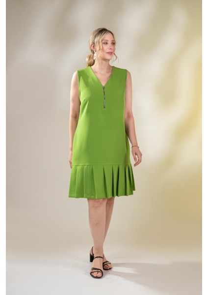 Kadın Büyük Beden Eteği Pileli Yeşil Elbise modelleri