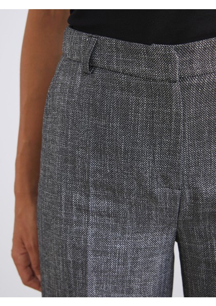 Yeni Sezon Loose Fit Geniş Paça Kadın Pantolon modelleri