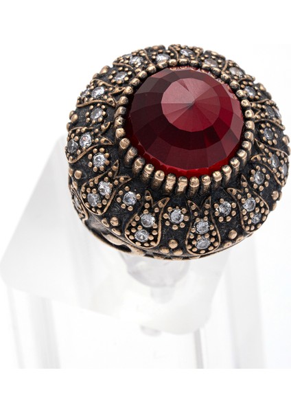 Kırmızı Taşlı Antik Dokulu 925 Ayar Gümüş Erkek Yüzük – Gösterişli Bir Parça fiyatları