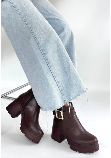 Sptrns Pinma Kahverengi Cilt Topuklu Bot (Numara: 37)