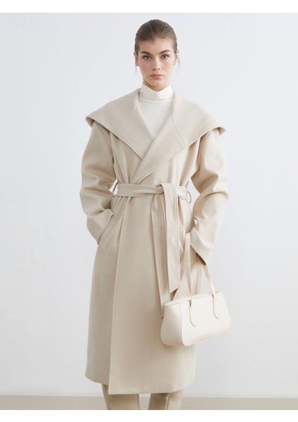 Yeni Sezon Kapüşonlu Kadın Kaşe Kaban fiyatları