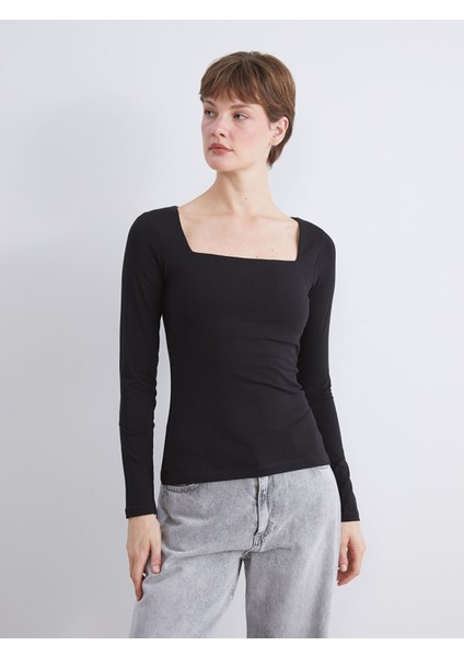 Yeni Sezon Kare Yaka Kadın Tişört