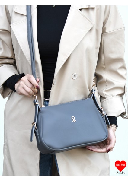 Sofia 3 Bölmeli Yumuşak Deri Çift Askılı Baget ve Omuz Çantası