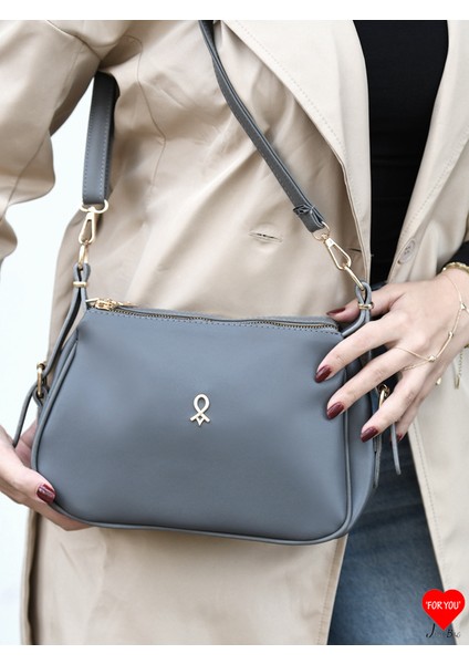 Sofia 3 Bölmeli Yumuşak Deri Çift Askılı Baget ve Omuz Çantası