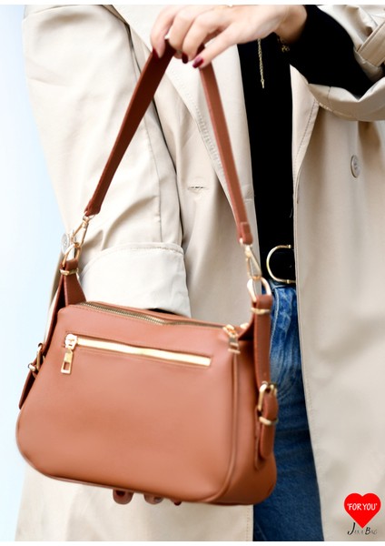 Sofia 3 Bölmeli Yumuşak Deri Çift Askılı Baget ve Omuz Çantası fırsatları