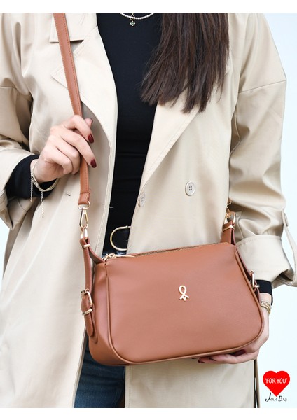 Sofia 3 Bölmeli Yumuşak Deri Çift Askılı Baget ve Omuz Çantası