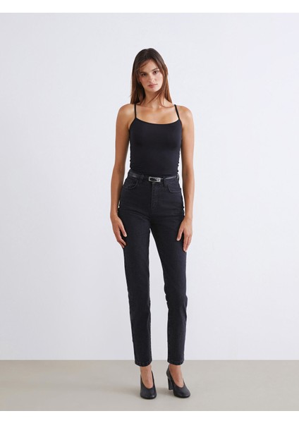 Yeni Sezon Kare Yaka Askılı Kadın Atlet 2'li fırsatları