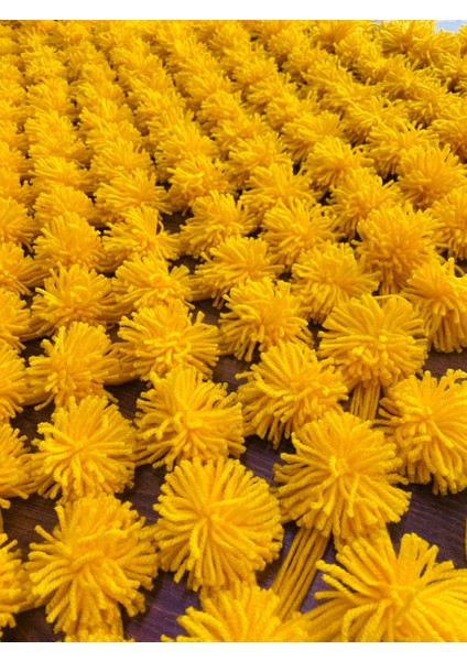 Sarı Ponponlu El Dokuması Bebek Battaniyesi 1m x 75 cm fırsatları