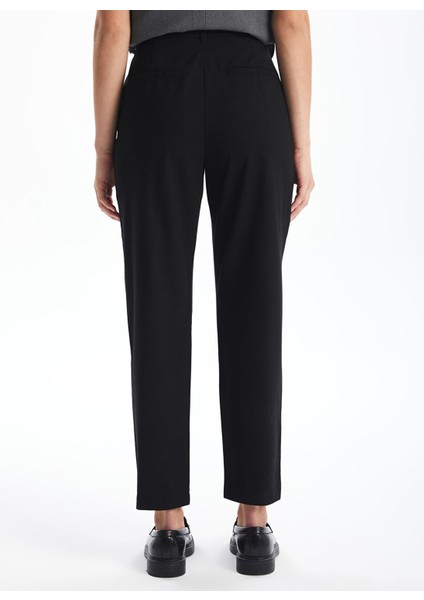 Yeni Sezon Standart Fit Kadın Pantolon fırsatları