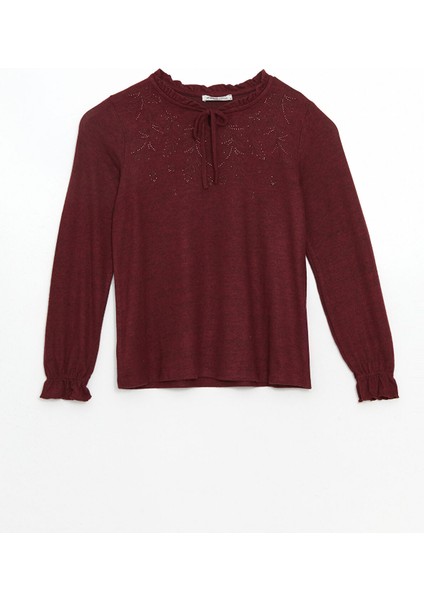 Yeni Sezon Bağlamalı Yaka Nakışlı Kadın Bluz indirimleri