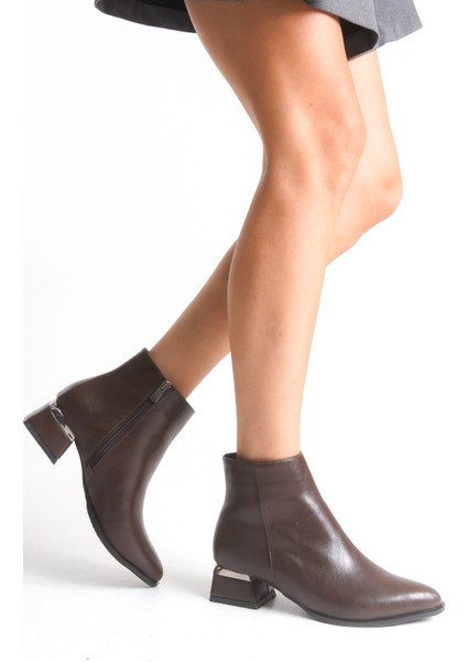 Kısa Topuklu Fermuarlı Sade Klasik Kısa Kadın Acı Kahve Bot Bootie indirimleri
