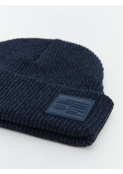 Yeni Sezon Yazı Baskılı Erkek Triko Bere modelleri