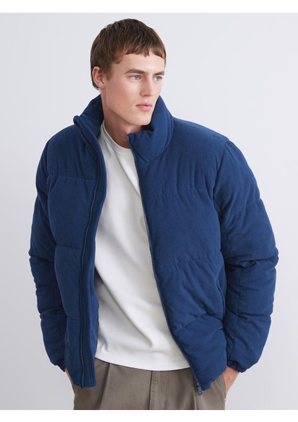 Yeni Sezon Standart Kalıp Dik Yaka Kadife Erkek Şişme Mont