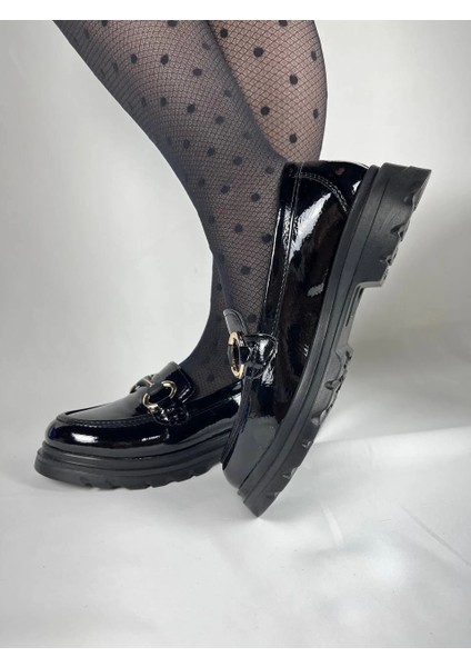 Sptrns KB-ZN101 Kuback Kömür Rugan Günlük Kadın Babet (Numara: 38) modelleri