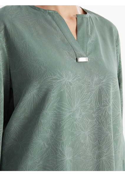 Yeni Sezon V Yaka Çiçekli Uzun Kollu Kadın Bluz modelleri