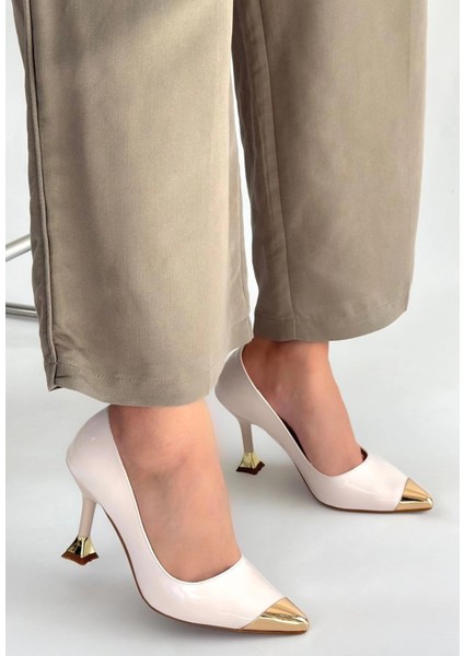 Sptrns Artem Bej Rugan Topuklu Ayakkabı (Numara: 38)