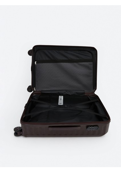 Yeni Sezon Kilit Detaylı Orta Boy Valiz fırsatları