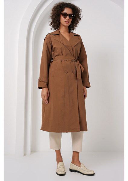 5936 Kruvaze Yaka Trençkot - Taba modelleri