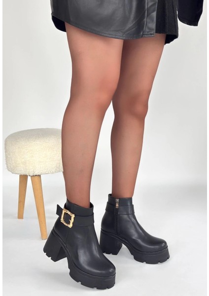 Sptrns Pinma Siyah Cilt Topuklu Bot (Numara: 39) modelleri