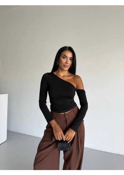 Yzlal Omuz Detaylı Kollu Bluz Siyah F2336 (Beden: S) fiyatları