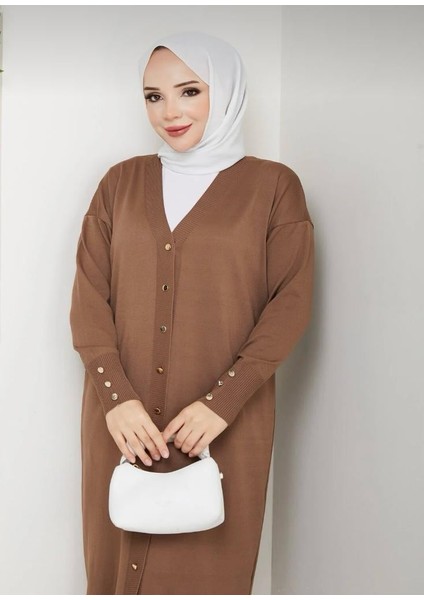 Kol Manşeti Düğmeli Uzun Hırka