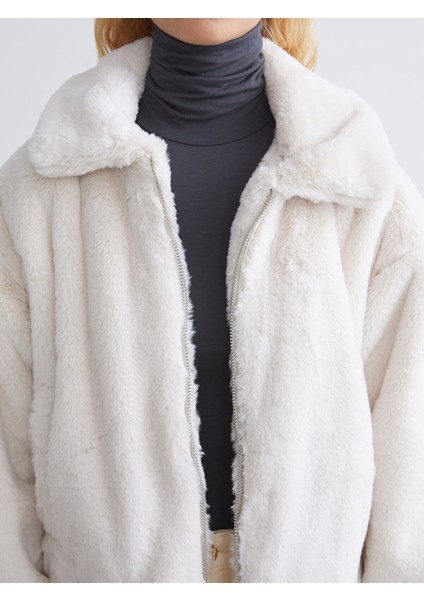 Yeni Sezon Gömlek Yaka Kadın Pelüş Mont modelleri