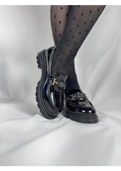 Yzlal KB-ZN102 Kuback Kömür Rugan Günlük Kadın Babet (Numara: 38) modelleri