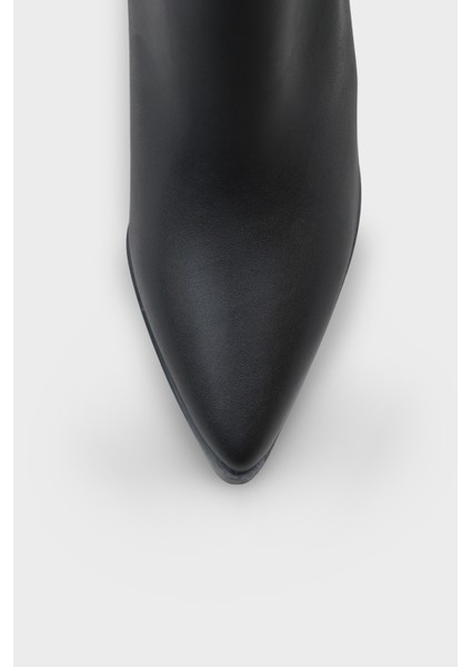 Fannie Kadın Bot modelleri