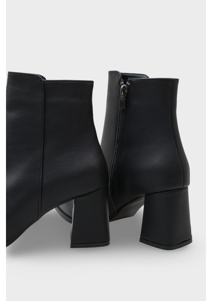 Fannie Kadın Bot fırsatları