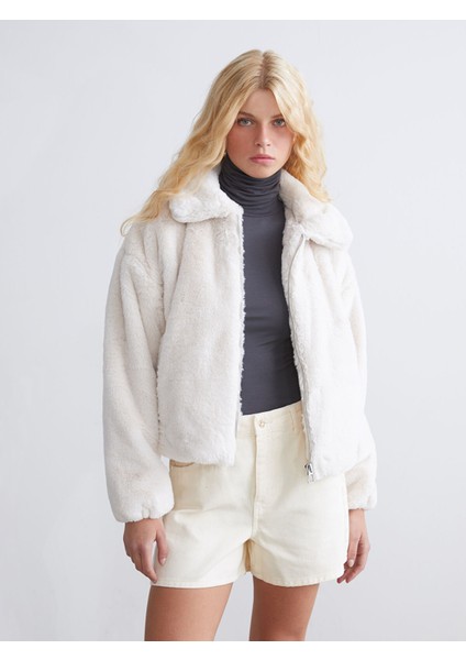 Yeni Sezon Gömlek Yaka Kadın Pelüş Mont