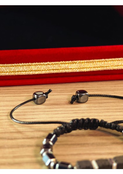 Makrome Bileklik El Yapımı Saf Doğaltaş Özel Yapım Hematit Taşı, Lav Taşı, Akik Taşı, Amatis Taşı