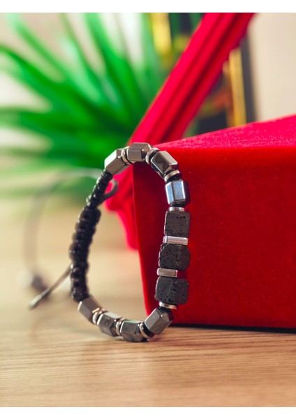 Makrome Bileklik El Yapımı Saf Doğaltaş Özel Yapım Hematit Taşı, Lav Taşı, Akik Taşı, Amatis Taşı