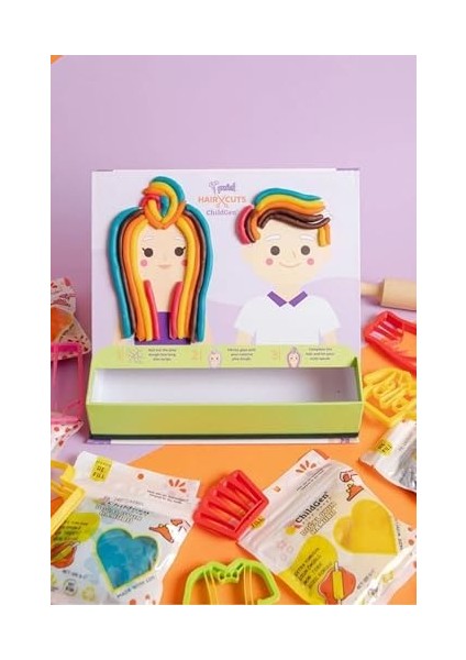 Giysi Giydirme Sahneli Oyun Hamuru Kutusu fiyatları