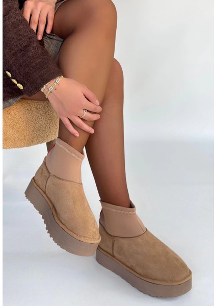 Yzlal Cuen Nude Süet Bot (Numara: 39)