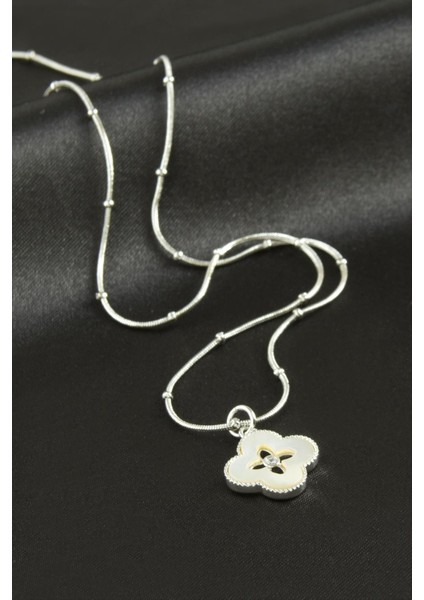 Sptrns Çiçek Sedef Lüks Çelik Kolye-Gümüş Rengi fiyatları